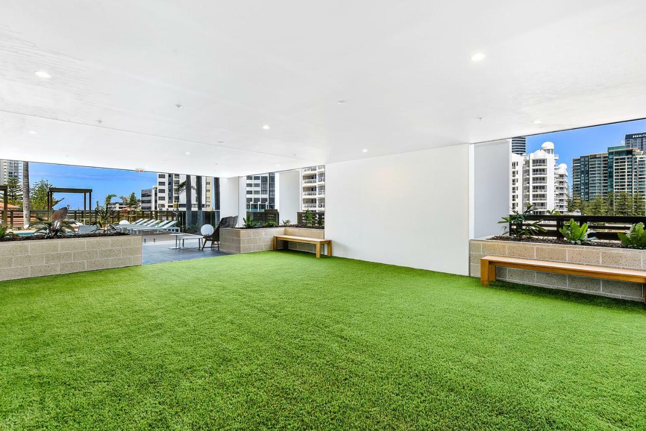 Qube Broadbeach Ocean View Apartments Gold Coast Exterior photo